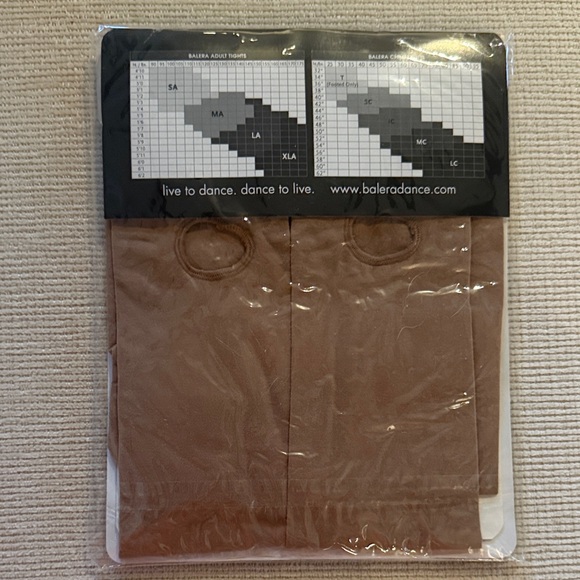 NWT Balera Dancewear convertible in Suntan - Picture 2 of 2